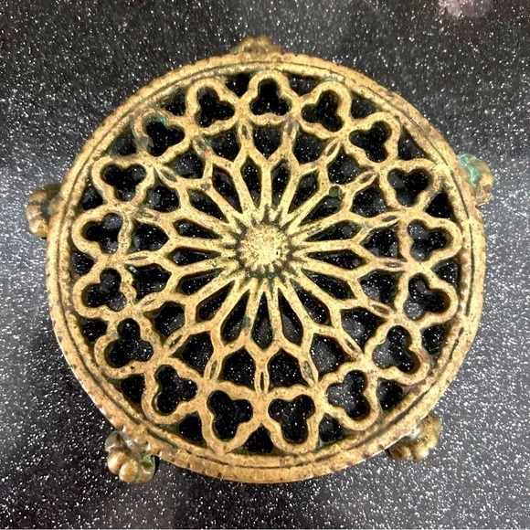 Brass Trivet - Picture 1 of 5